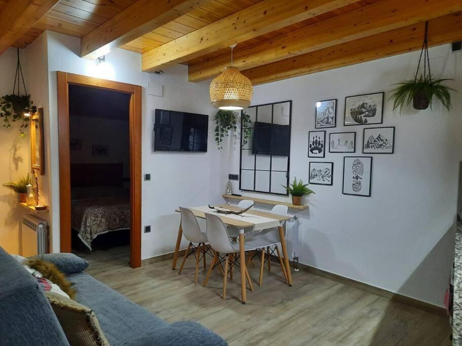 Mcastet, Casita Aranesa En El Valle De Aran Bossost Exterior foto
