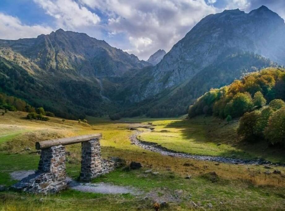 Mcastet, Casita Aranesa En El Valle De Aran Bossost Exterior foto