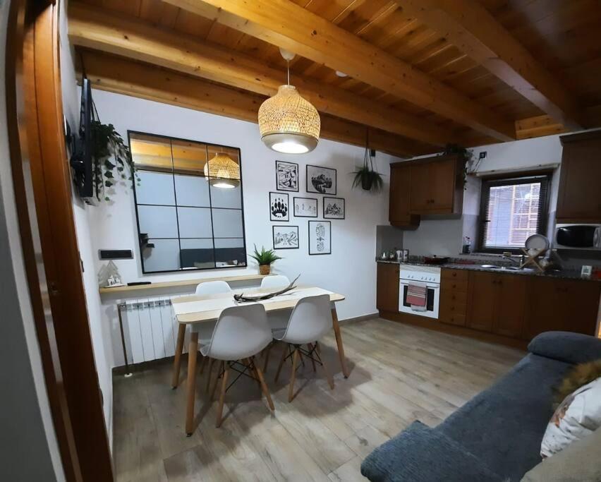Mcastet, Casita Aranesa En El Valle De Aran Bossost Exterior foto