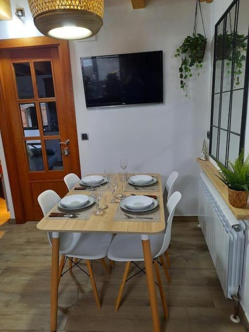 Mcastet, Casita Aranesa En El Valle De Aran Bossost Exterior foto
