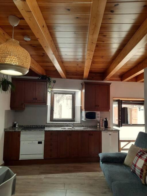 Mcastet, Casita Aranesa En El Valle De Aran Bossost Exterior foto